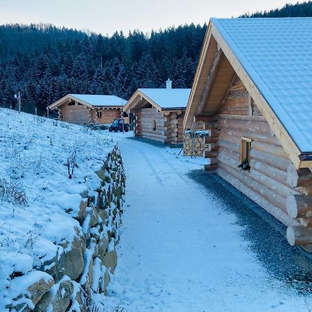 Jakob Chalets Perasdorf Exterior foto